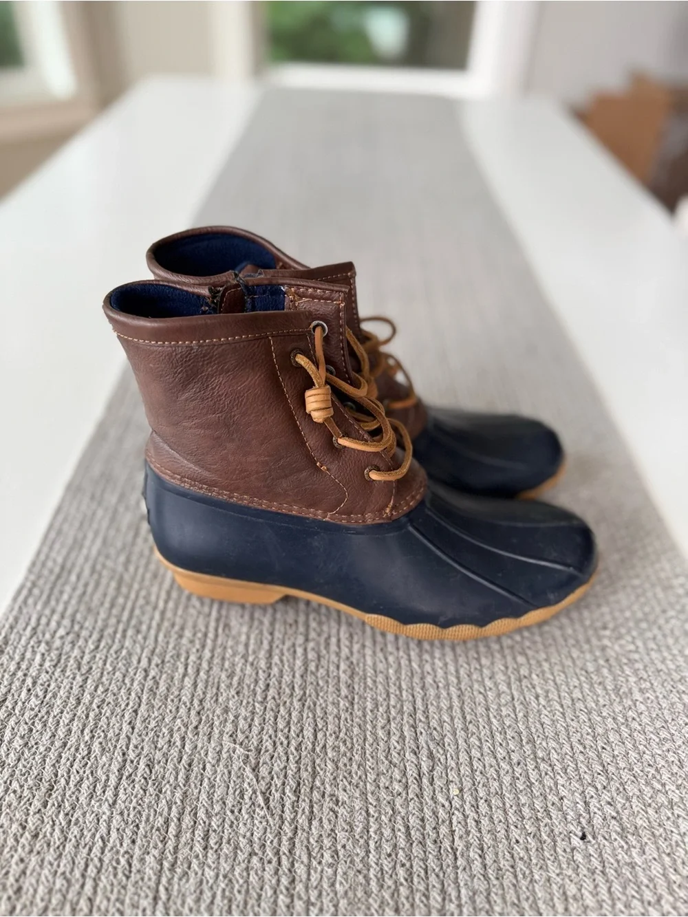 Sperry Girls Saltwater Boot Navy & Brown Duck Boots Size 6